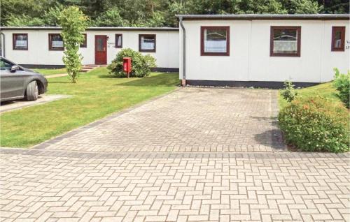 Nice Home In Faßbergheidesee With Wifi