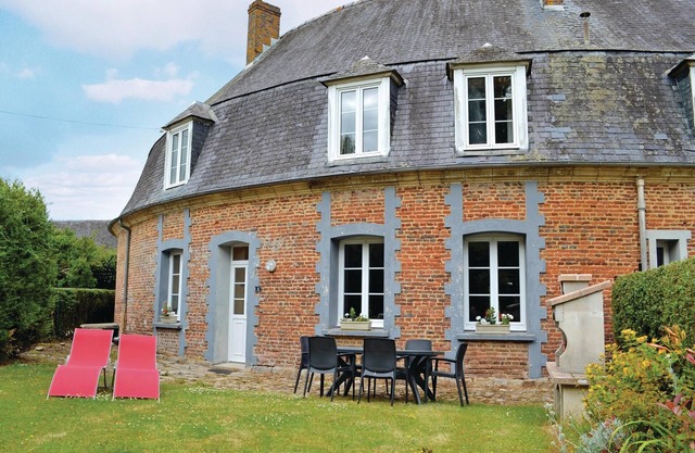 Nice home in Gouy St. Andre with WiFi
