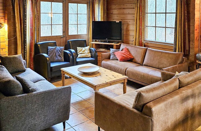 Nice home in Neede with sauna