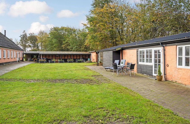 Nice home in Outrup with kitchen
