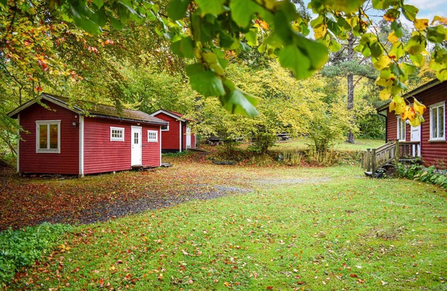 Nice home in Tormestorp with lake view