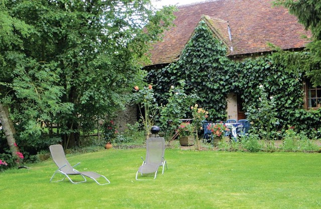 Nice Home In Vernie With Wifi