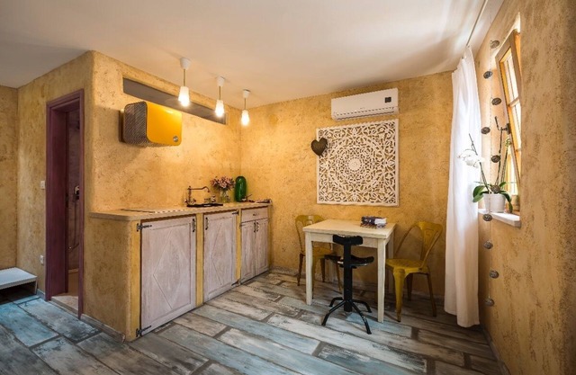 Nicely decorated Casablanca suite with terrace, Wifi, sauna and bikes .