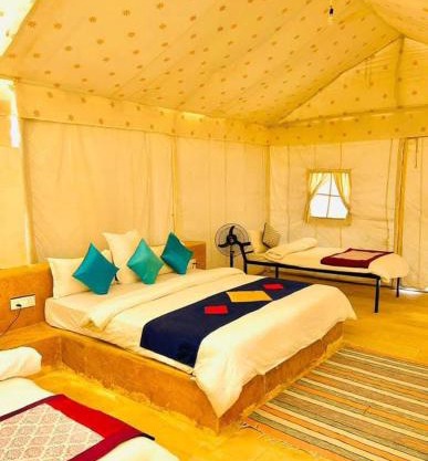 Night Stay Camp