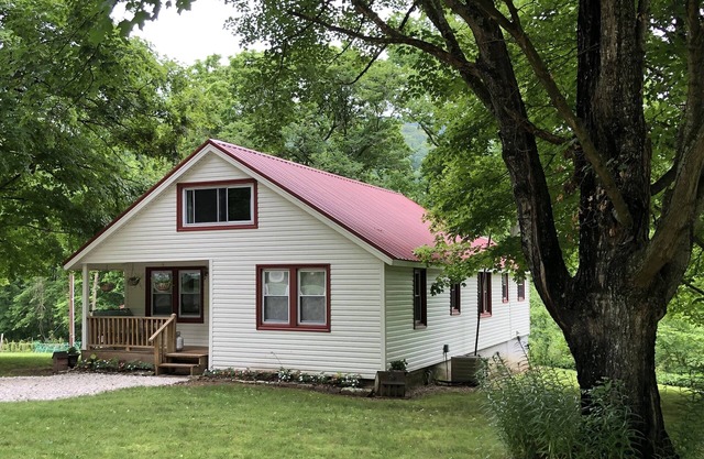 Nightly rental in Boxley Valley