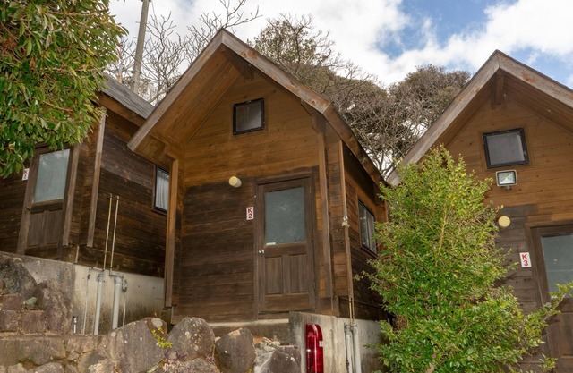 Nonsmoking Courtside Tiny Log House for 2 peopl/Kamo-gun Shizuoka