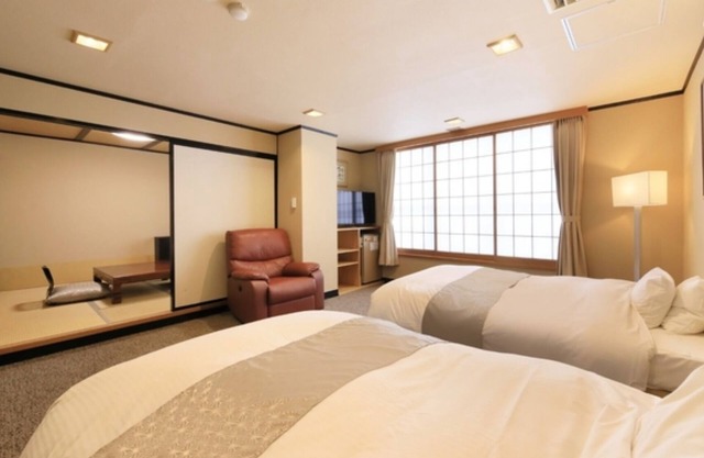 Nonsmoking JapaneseWestern room Twin | Room only/Shimotakaigun Nagano