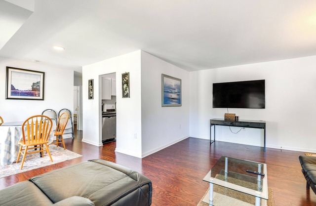 North Bethesda Apartment w/Community Pool!