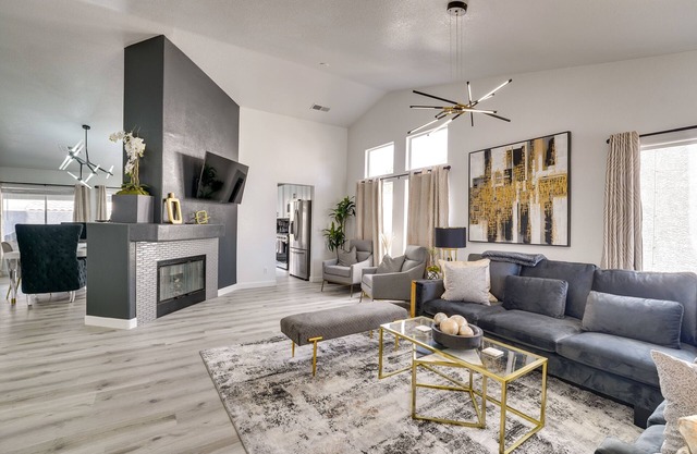 North Las Vegas Home w/Game Room: Work & Play!