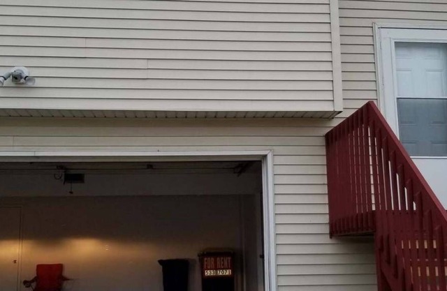 North Liberty Condo 15 minutes to Iowa City :)