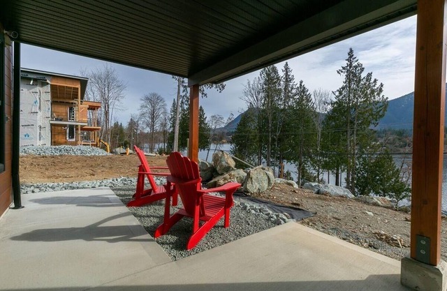 North Shore Estates Getaway