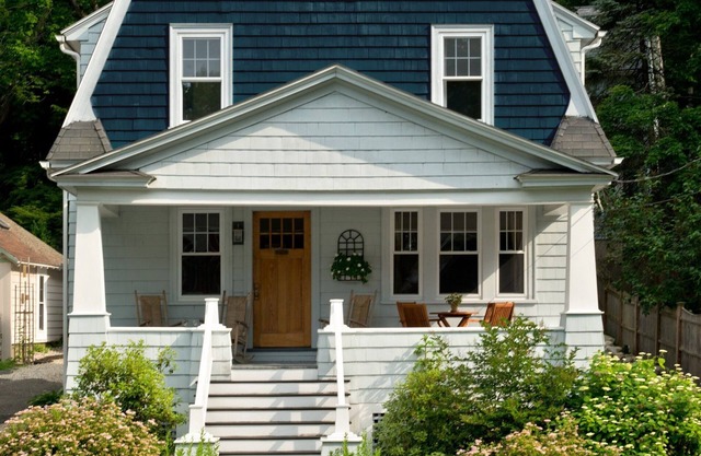 Northampton/Smith 3BR Home – A/C, Porch, Waterfall Garden, Walk Everywhere