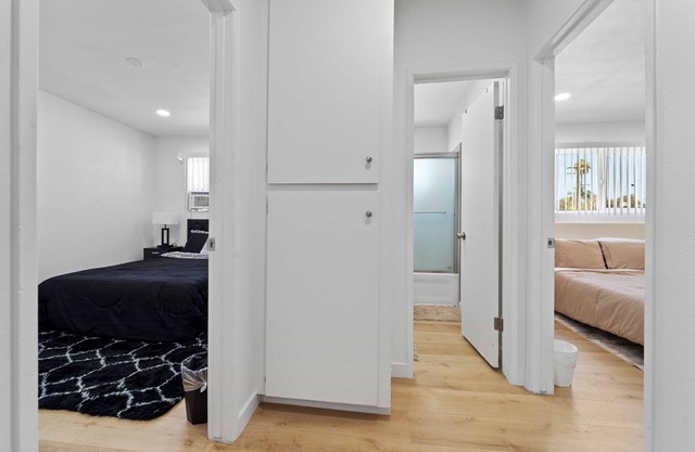 Norwalk- NEAR Disney, Knotts, Beaches