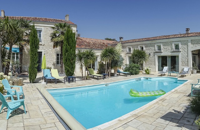 Nouveau Gîte Avec Terrasse Piscine et Jardin