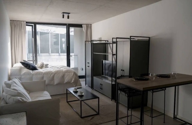 Nuñez Aparts, Best Price