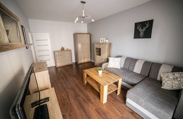Nullo 3-Bedroom Apartment