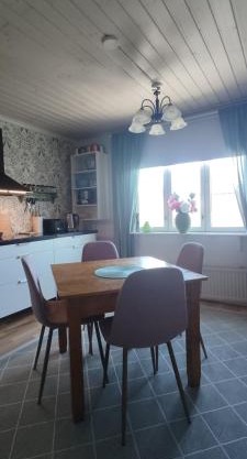 Nummen Ullakko, Vanhan Rauman kupeessa