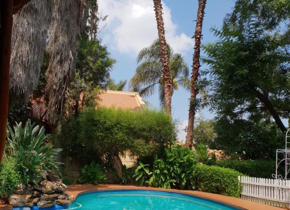 "O Sole Mio" Self catering studio apartment in Bedfordview