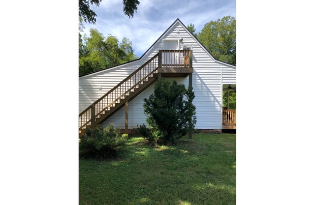 Oak Grove B&B Treehouse Queen Bed 2 Porches-Pet Friendly