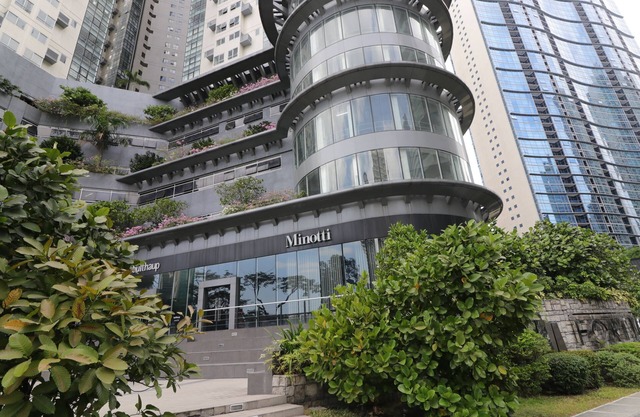 Oasis Regency at Fort Victoria BGC