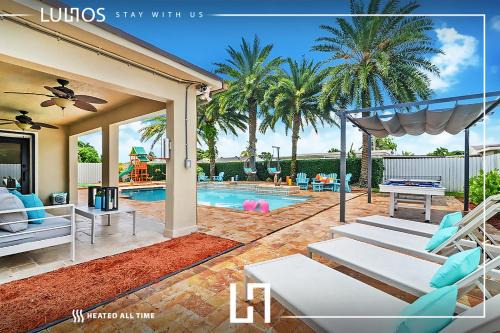 Oasis with Pool Spa Games 5BR L21