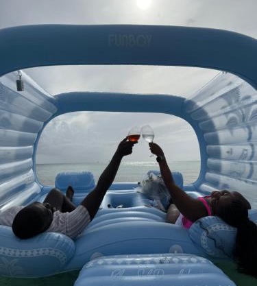 Ocean cabana inflatable 90 minutes rental