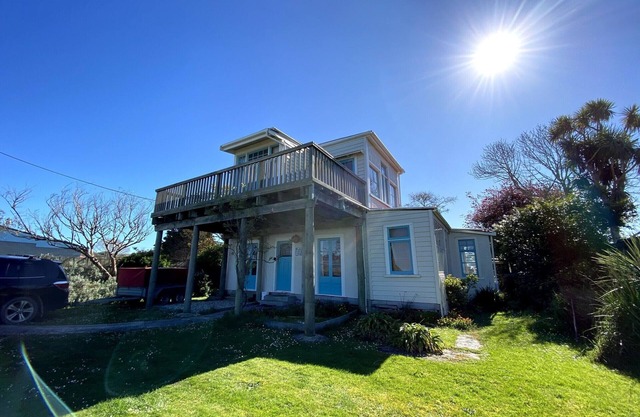 Ocean front, large, historic, character house, suitable for families and groups.