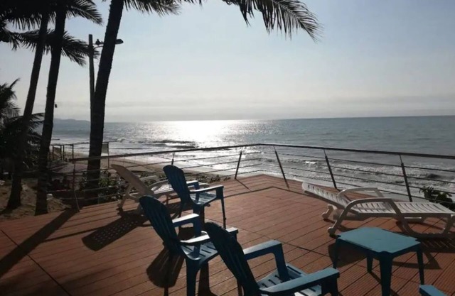 Ocean front, Playa Azul Resort, Tonsupa, Ecuador