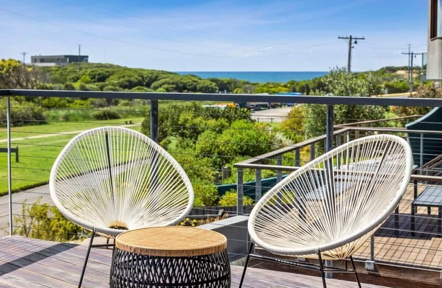 Ocean, Golf Course and Parkland Views 250m to Sand