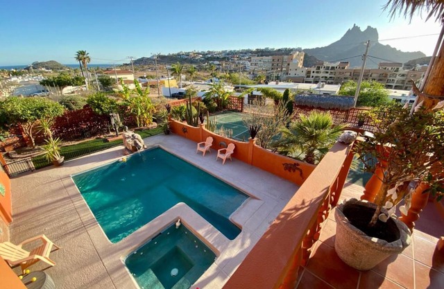 Ocean view 4BR villa with private pool, pickleball court, palapa-bar & firepit