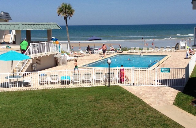 Ocean View, 2BR-2BA GREAT RATE GUARANTEE! Beach Chairs, Pickleball, Fall Deals!