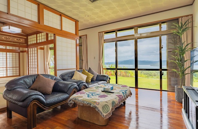 Ocean View House Nakijin