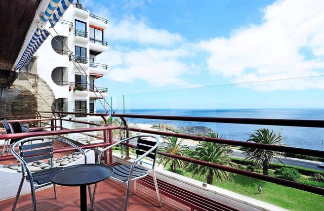 Ocean View-São Pedro Estoril - Checkinhome