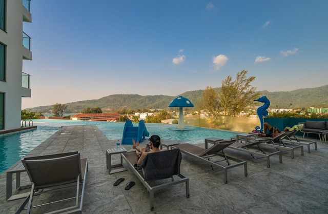 Oceana Kamala walk to the beach condo 14A