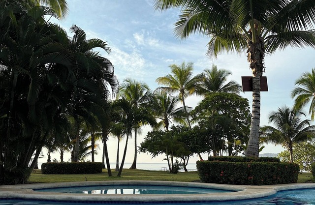 Oceanfront 3BR luxury villa in Los Delfines Golf Club in peaceful Playa Tambor