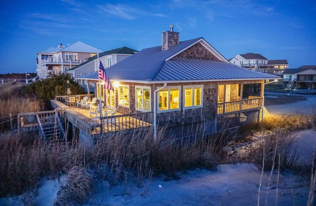 Oceanfront and Soundfront @ The Point on Emerald Isle