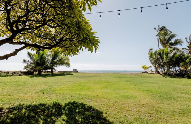 Oceanfront Bungalow with Gated Entry and Pet Friendly