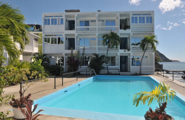 Oceanfront Hotel Room with Pool