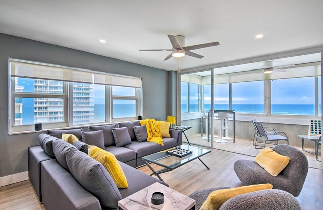 Oceanfront Luxury 2/2 Condo w/Amazing Views!