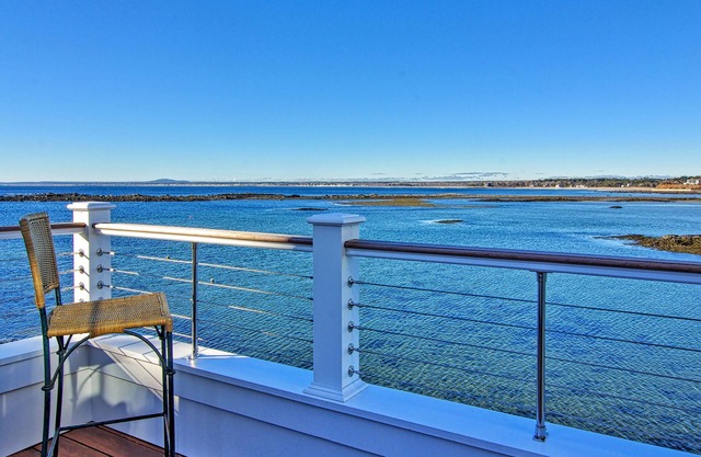 Oceanfront Luxury! Fabulous Waterfront Living! An Experience not to be Missed!