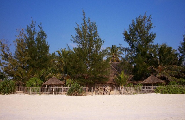 OceanView Villa & Bungalows, Beachfront Private Villa.
