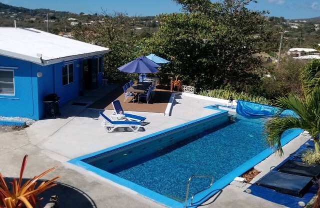 October special 199/night! Private Home, Huge Pool, Ocean View, Outdoor Bar