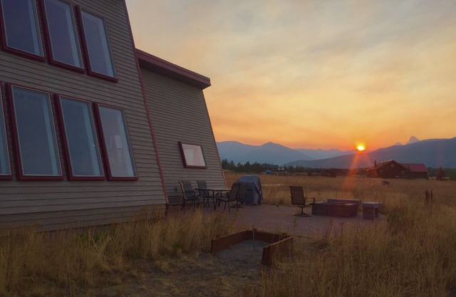 Off Ski Hill Rd, Amazing Views, MANY large windows, 1.5 Acres, Quiet, Spacious