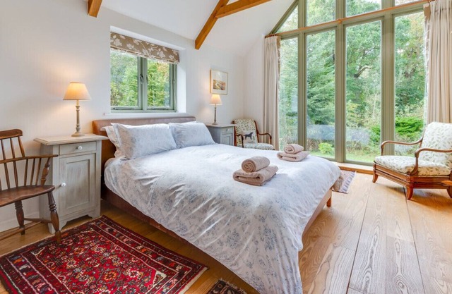 Office Piece - Three Bedroom House, Sleeps 6