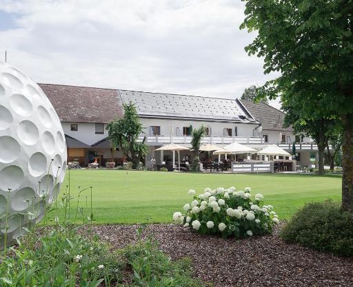 OG's Golf Lodge