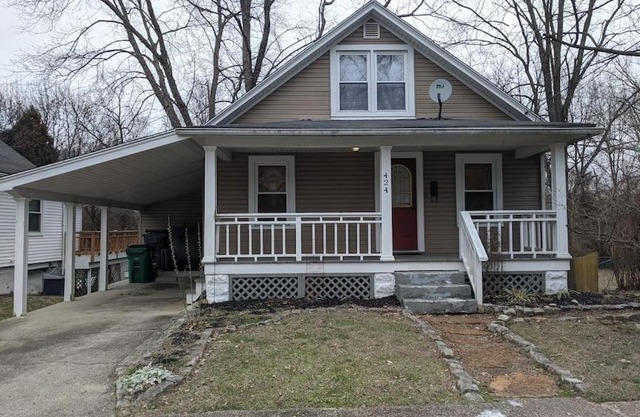 Ohio Ave 3 bed house Historic Downtown Loveland