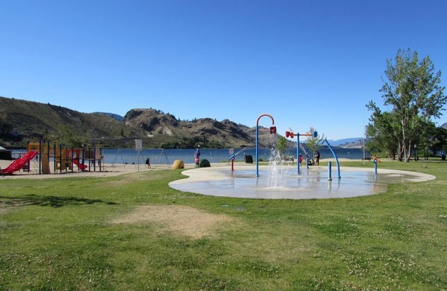 Okanagan Condo - Skaha Lake Paradise