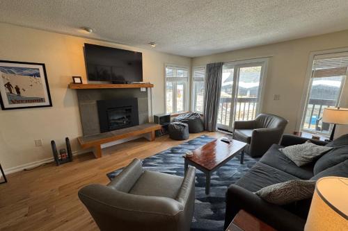 Okemo Mountain Lodge A208