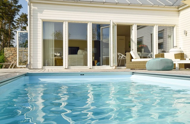 Öland full comfort with heated pool & evening sun