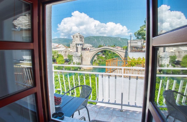 Old Bridge Apartment 1| UNESCO Word Heritage Site